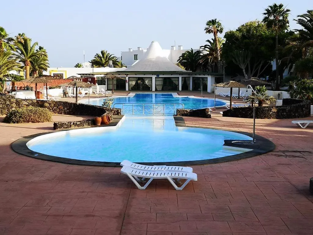 Playa Roca Bungalows Costa Teguise Apartment